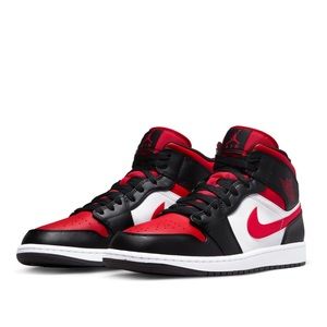Jordan 1 Mid
White Black Red